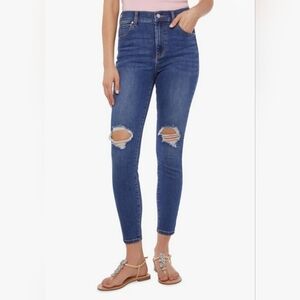 JustFab Booty Destroyed Sculptor Jeggings Size 33 - New With Tags